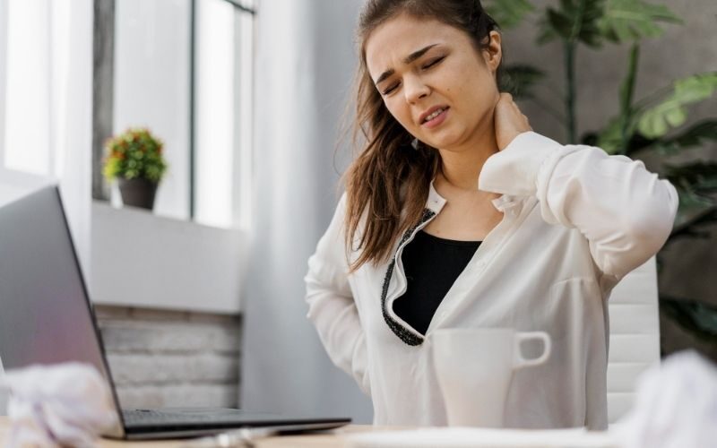 Ders calisirken Bel ve Boyun Sagligimizi Nasil Koruyabiliriz
